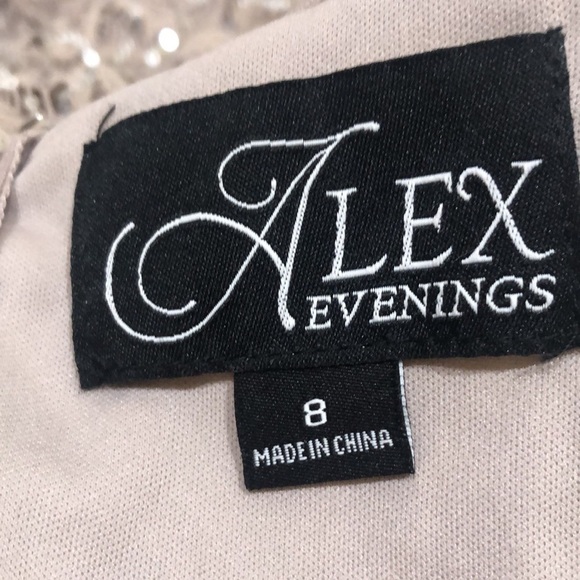 NWT Alex Evenings Gown Formal Maxi Dress Size 8 Beige Paisley Lace Sequins - Picture 7 of 11
